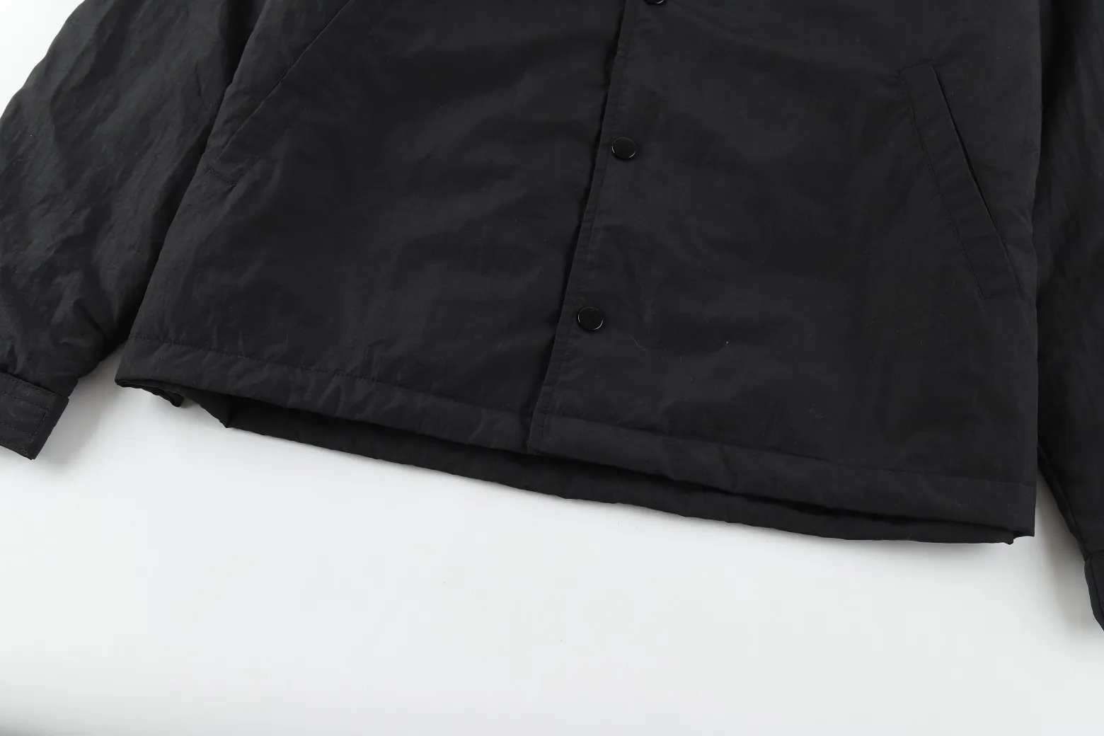 KENZ*2024 spring and summer cotton jacket jacket New Arrival Lucky Tiger digital printed quilted coach jacket on the front and back, with adjustable hook and loop labels on the cuffs, custom metal snaps, and in-depth details💯, OVER SIZE large version, made of laminated washed cotton fabric, waterproof, same style for men and women Color: Black Size: S M L XL